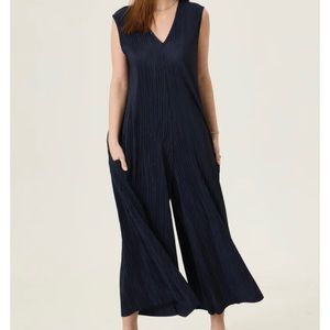 NOTHING FITS BUT - Ivory Pleated Jumpsuit, ONE SIZE